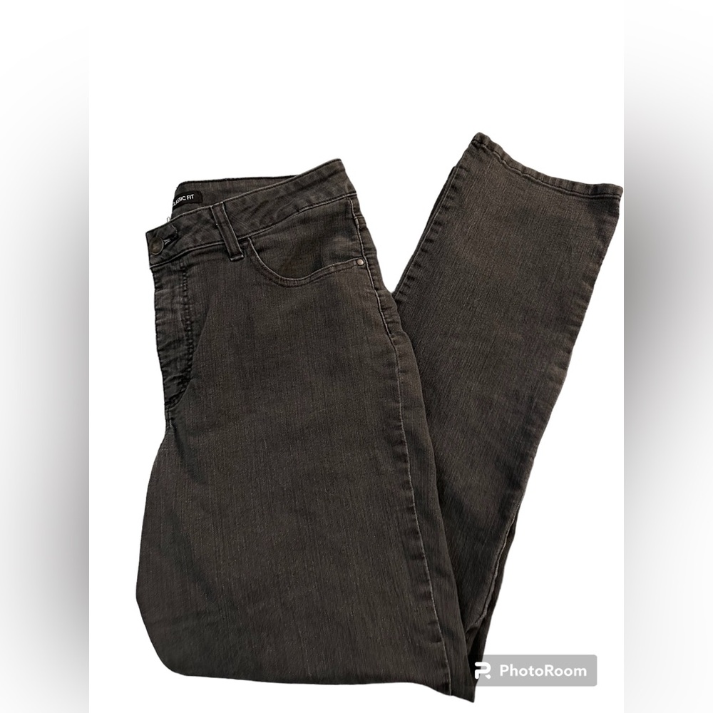 Lee Classic Fit Black Denim Jeans| Size: 14